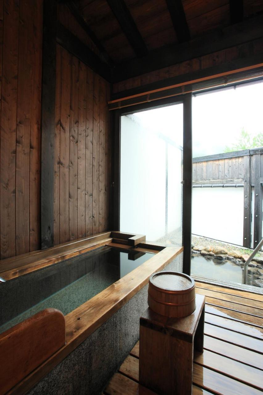Okada Ryokan Warakutei Takayama  Eksteriør bilde