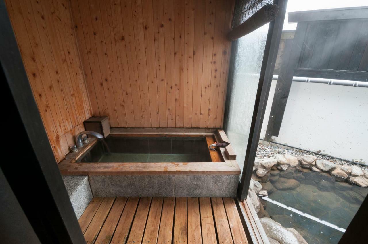 Okada Ryokan Warakutei Takayama  Eksteriør bilde